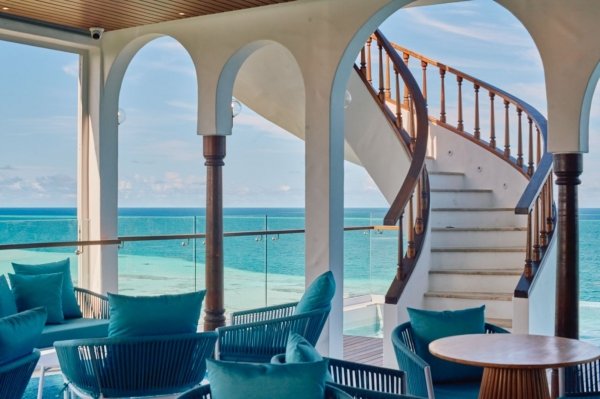 Infinity Lounge 